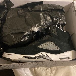 Lightly worn AJ5 Oreo’s